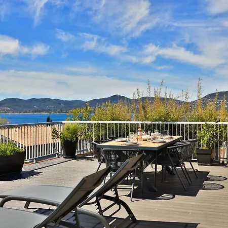 Avec Toit Terrasse Equipe Au Centre Tropez Vue Σαιν-Τροπέ
