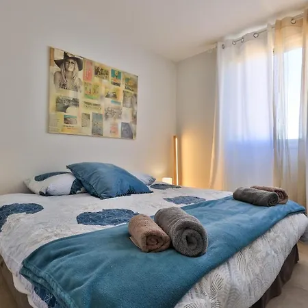 Avec Toit Terrasse Equipe Au Centre Tropez Vue דירה סן טרופז